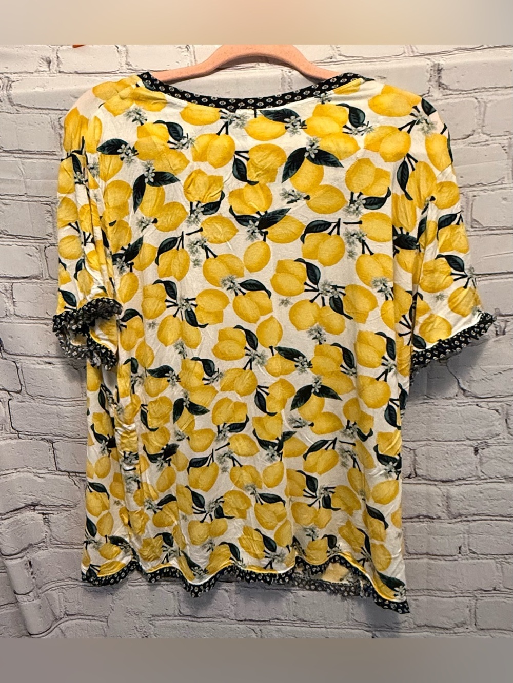 Secret Treasures Pajamas Yellow Lemon-Print Short Sleeve Top and Shorts - Picture 3 of 7